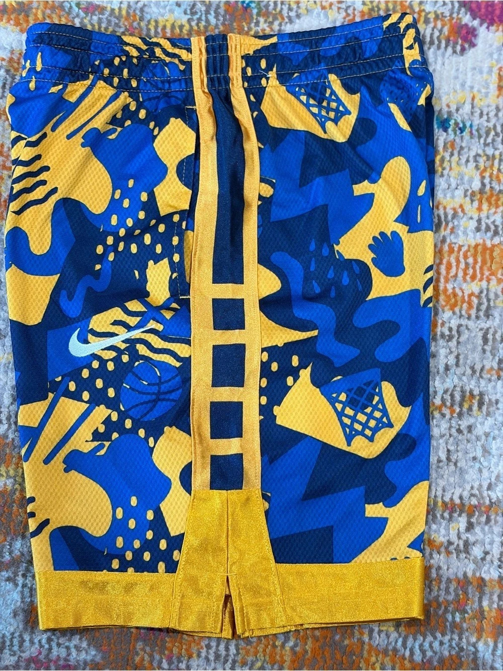 Nike Dri-FIT Allover Print Mesh Basketball Shorts Blue & Yellow. Youth Large.